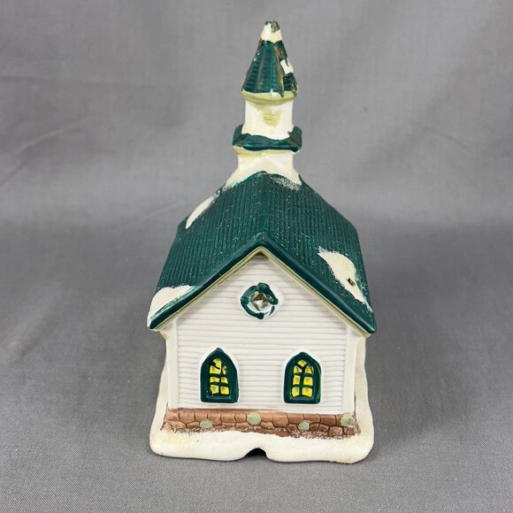 Cobblestone Corners Community Church Ceramic Christmas Village Holiday Decor Y2K - Picture 5 of 15